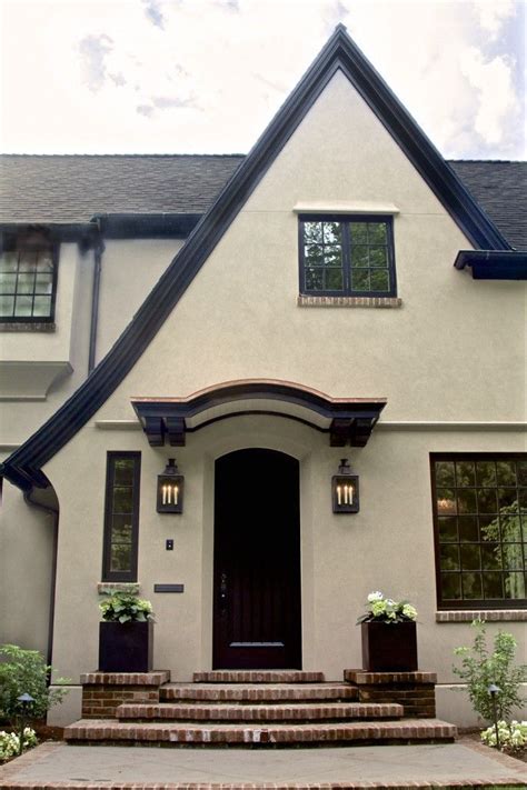 Laurelhurst House Front Door 04 | Brick exterior house, Stucco homes ...