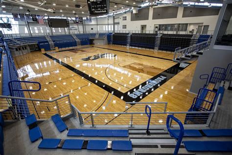 New floor installed in Gillette College's Pronghorn Center | Local | gillettenewsrecord.com