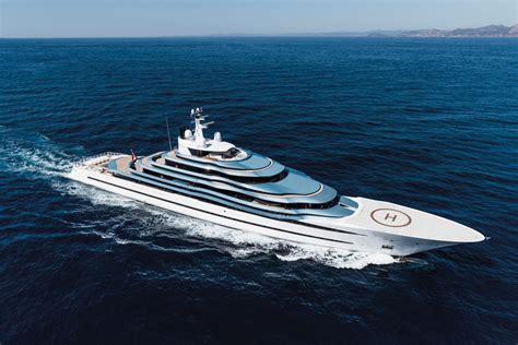 Kaos Superyacht Towers Over All Others With Size and Billionaire Amenities - autoevolution