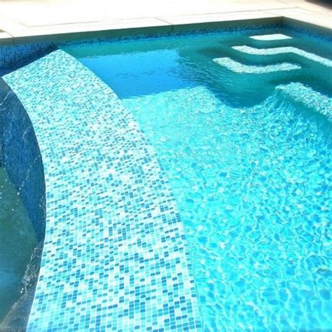 38+ Amazing Mosaic Pool Tile Ideas For Luxurious Pool Design | Pool tile, Glass pool tile ...