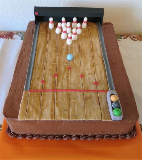 Bowling Alley Cake | Bowling birthday cakes, Bowling cake, Bowling birthday party