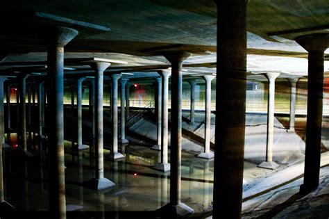 The Cistern underneath Buffalo Bayou Park : houston