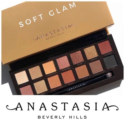 Anastasia Beverly Hills Soft Glam Eye Shadow Palette