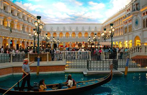 Malls and Outlets in Las Vegas | Trip Tips Las Vegas