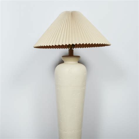 White Ceramic Floor Lamp | EBTH