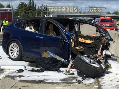 Tesla says fatal Model X Autopilot crash caused by driver - Business ...