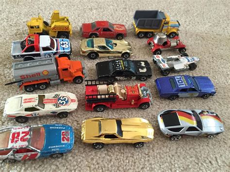 Lot: 107 vintage toy cars, 1970's+: Hot Wheels, Matchbox, Redline, World Class | #1810922363