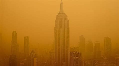 See Pics of New York Turning Apocalyptic Orange from Canada Fires