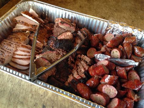 Man Up: Tales of Texas BBQ™: MEAT at Louie Mueller Barbecue!