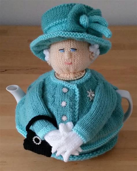 Pin by Litsa Larson on UNIQUE | Tea cosy knitting pattern, Crochet tea ...