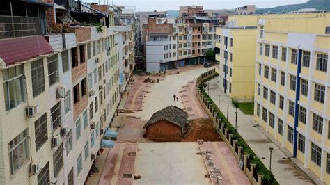 China's 'nail houses': The homeowners who refused to budge | CNN