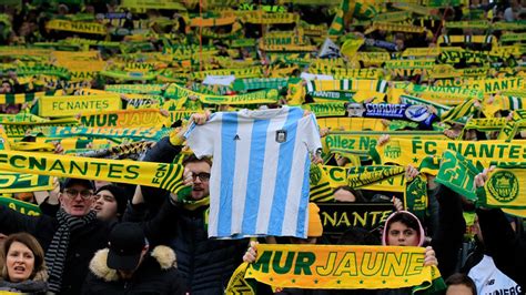 Fans pay an emotional tribute to Emiliano Sala, a year after he died | Buenos Aires Times