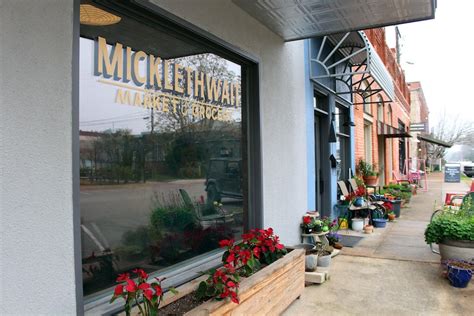 Restaurant Options to Pair With Smithville's Small-Town Charm: Things ...