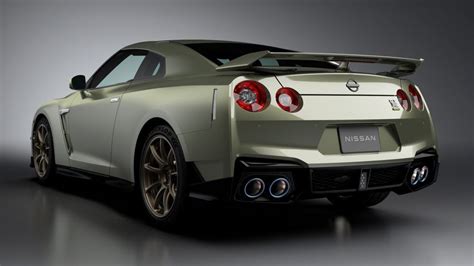 Nissan GT-R 2024 สปอร์ตดุดัน แรงจัดที่สุดในญี่ปุ่น - ข่าวในวงการรถยนต์