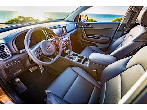 2020 Kia Sportage: 58 Interior Photos | U.S. News