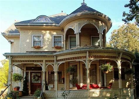 Late 1800's Victorian home in California | Vintage style | Pinterest