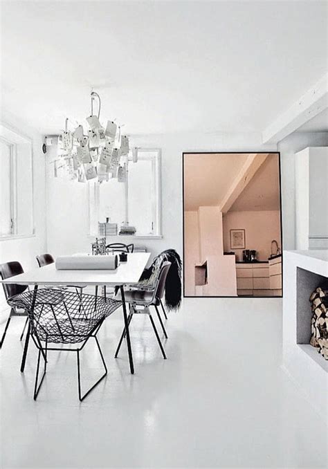 A Trendy Reflection: Tinted Mirror Style