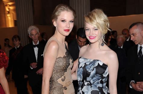 Emma Stone Teases Pal Taylor Swift For 2024 Golden Globes Support