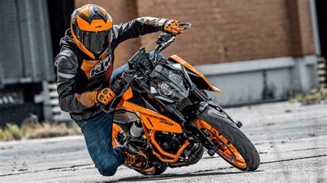 New KTM Duke 390 Launch Price Rs 3.1 L - Duke 250 Rs 2.39 L