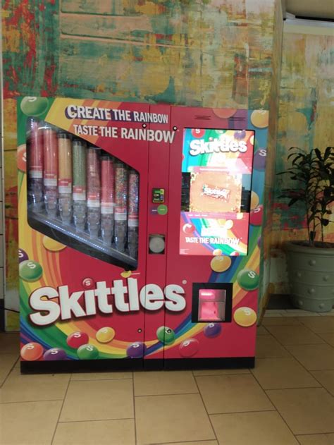 Skittles Vending Machine : r/mildlyinteresting