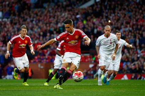 Ander Herrera praises Manchester United defence