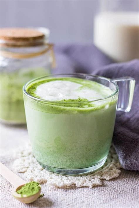 Matcha Green Tea Latte - Antioxidant-rich drink perfect for mornings!