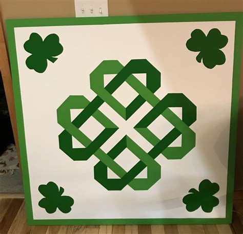 Celtic Knot Barn Quilt 4’x4’ | Painted barn quilts, Barn quilt patterns, Barn quilt designs