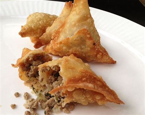 Somali Sambusa is a stuffed triangular pastries with lamb beef | Recipe ...