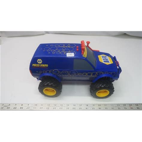 Napa Monster truck (with lights and sounds, 14") - Schmalz Auctions