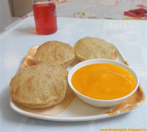 Shobha's: Aamras Puri