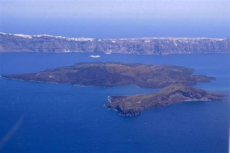 Santorini (Thera) Volcano | Santorini, Santorini caldera, Caldera