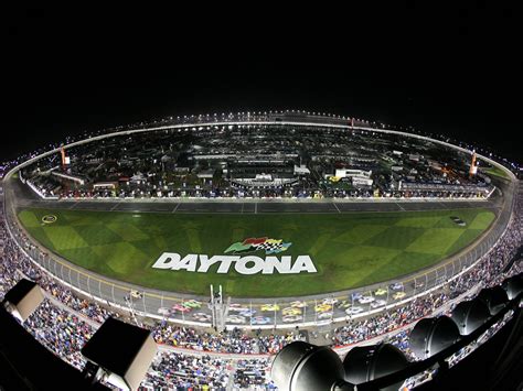 You’ll be able to watch the Daytona 500 in virtual reality this year ...