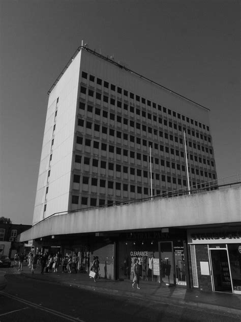 Ealing Broadway | Ealing Broadway station first opened as Ea… | Flickr