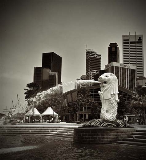 Merlion, Singapore | Black and White Photography Picturesforwalls.com