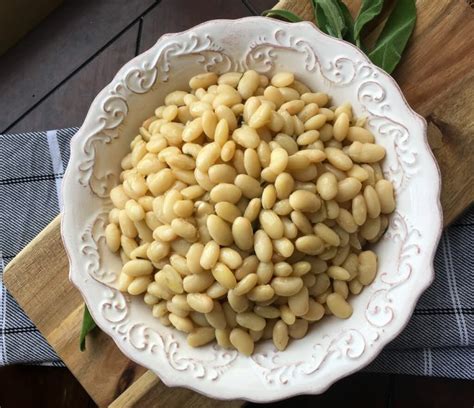 Tuscan White Beans with Fresh Sage - Recipes & Me