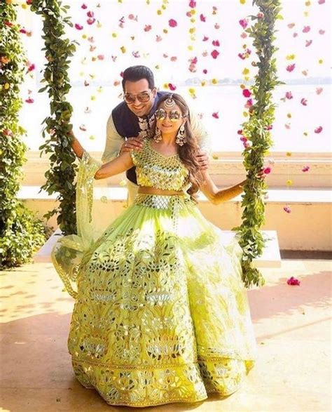 25 Mehndi dresses and outfits trending this wedding season! | Bridal ...