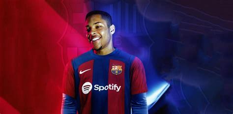 Barça fichajes | Oficial: Vitor Roque, nuevo jugador del FC Barcelona