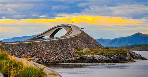 Video: The Deadly Atlantic Ocean Road In Norway