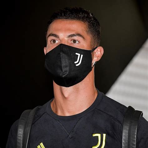 Griff Unangemessen Erbe ronaldo mask Kathedrale Ehrenwert Leihen