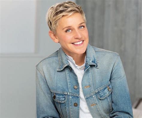 Ellen DeGeneres Biography - Facts, Childhood, Family Life & Achievements