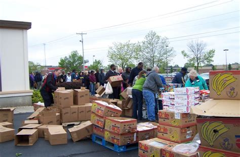 Mobile Food Pantry Program | Food Bank of Northern Indiana