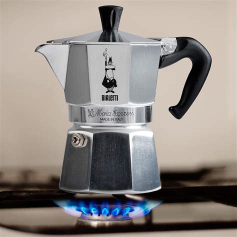 Buy Bialetti Moka Express (3 Cup - Silver) Espresso Maker Online ...