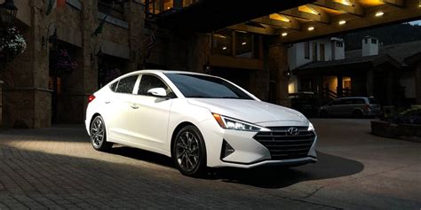 Refreshed 2019 Hyundai Elantra Sedan – New Design, More Safety Tech