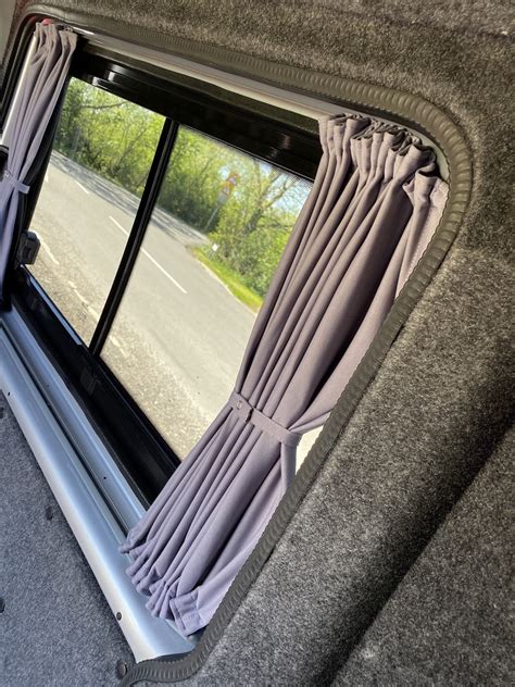 Renault Trafic x82 Prestige Curtain Kit x 1 Window - VanPimps