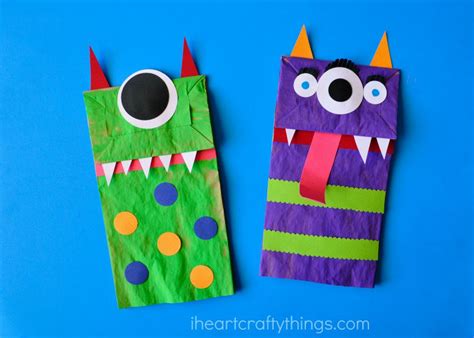 Paper Bag Monster Puppets | I Heart Crafty Things