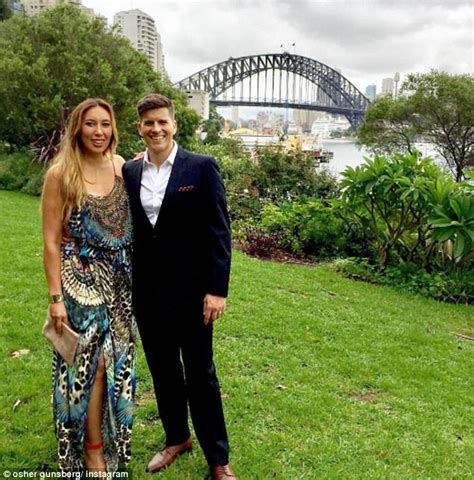 Osher Gunsberg looks dapper at the races with wife | Daily Mail Online