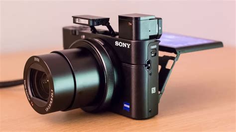 Sony RX100 VI Camera Launched With Zoom Lens | ThinkingTech