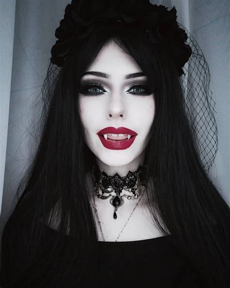 Female Vampire Makeup Ideas