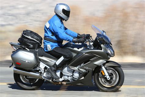 2013 Yamaha FJR1300 Review | Rider Magazine