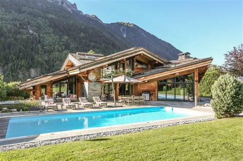 Luxury Summer Chalets in Chamonix| Leo Trippi